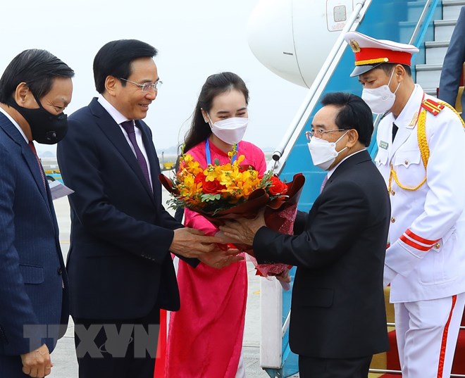 Thủ tướng Lào Phankham Viphavanh bắt đầu thăm chính thức Việt Nam - Báo ...